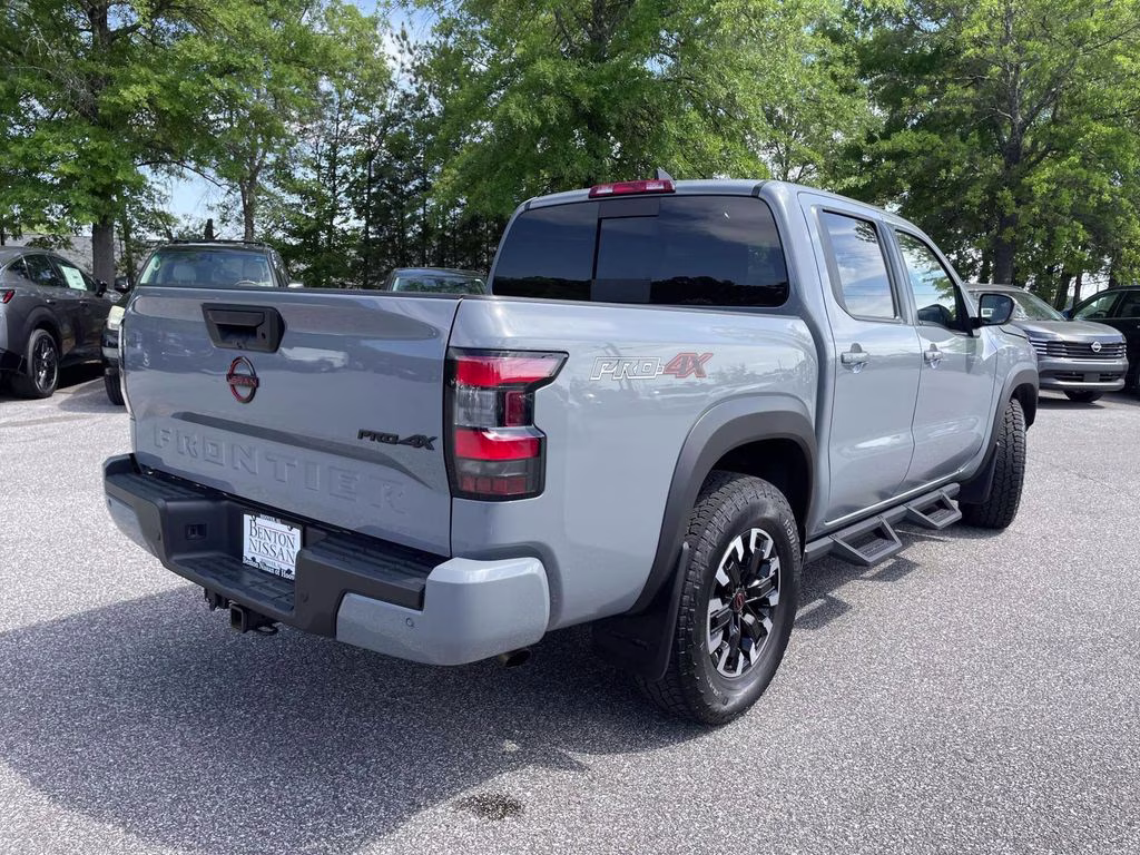 2024 Boulder Gray Pearl Nissan Frontier PRO-4X 4X4 Truck