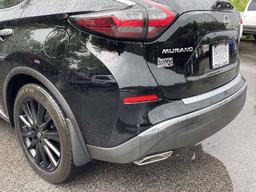 2024 Super Black Nissan Murano SL FWD SUV