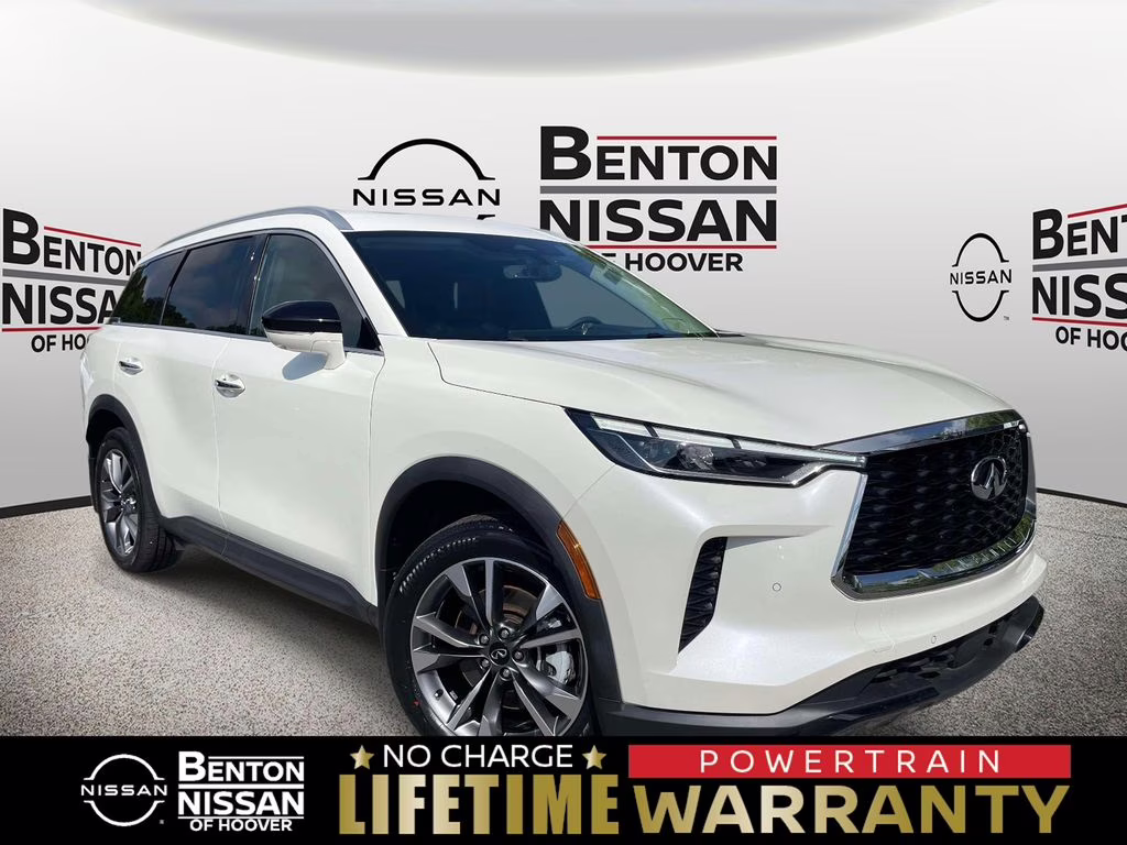 2023 Majestic White INFINITI QX60 LUXE FWD SUV