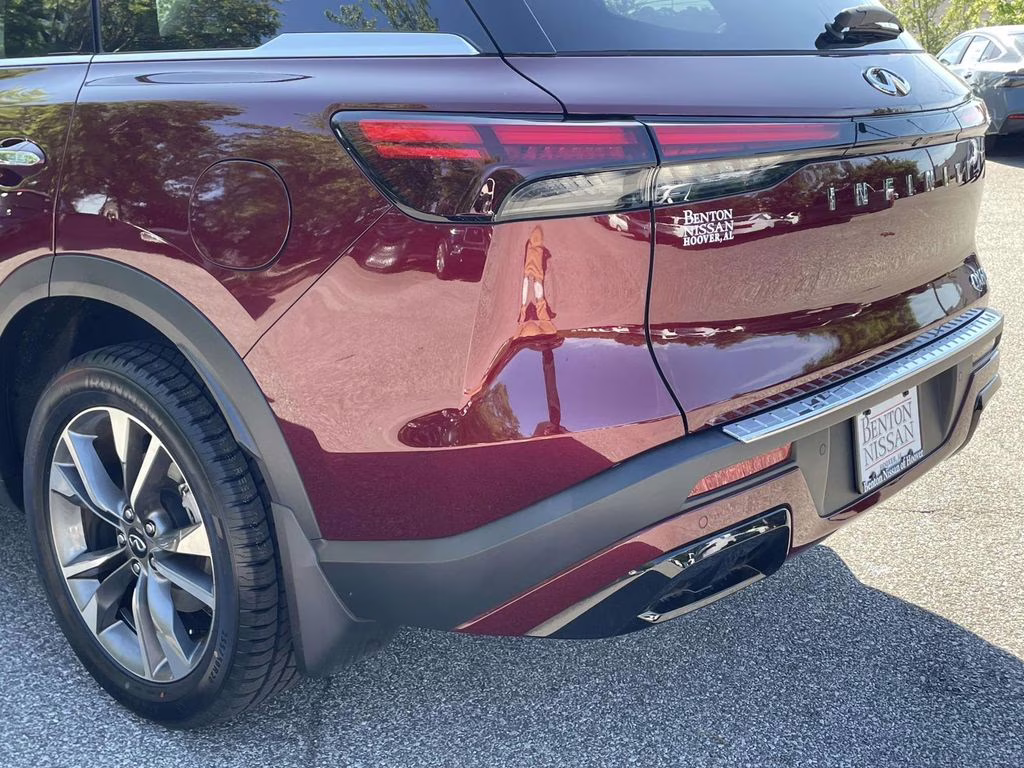 2023 Deep Bordeaux INFINITI QX60 LUXE FWD SUV