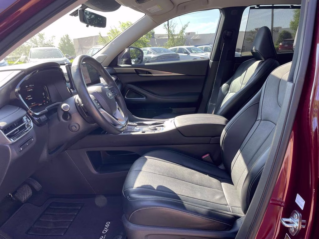 2023 Deep Bordeaux INFINITI QX60 LUXE FWD SUV