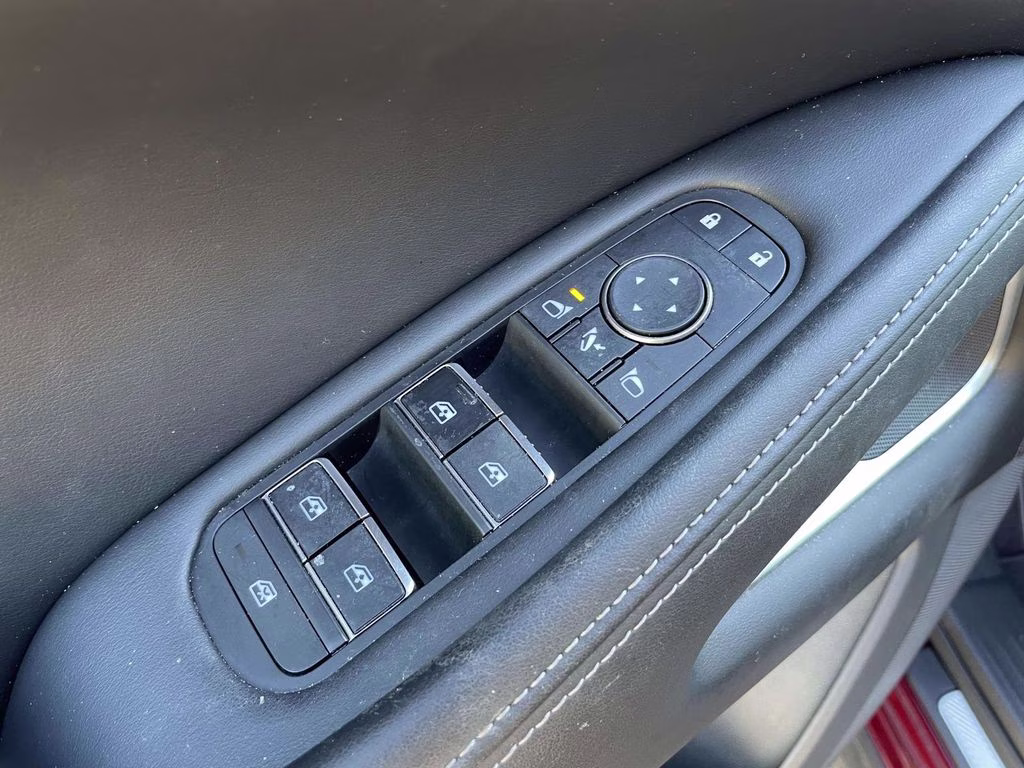 2023 Deep Bordeaux INFINITI QX60 LUXE FWD SUV