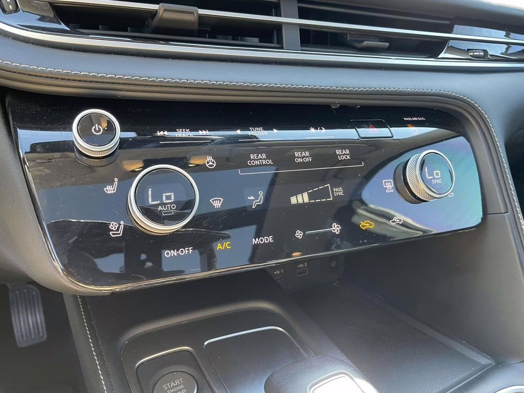 2023 Deep Bordeaux INFINITI QX60 LUXE FWD SUV