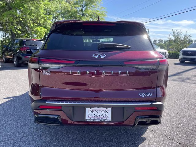 2023 Deep Bordeaux INFINITI QX60 LUXE FWD SUV