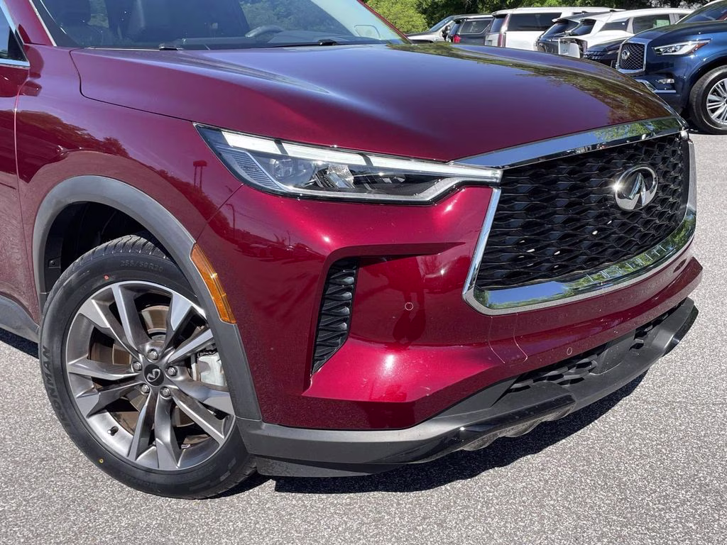2023 Deep Bordeaux INFINITI QX60 LUXE FWD SUV
