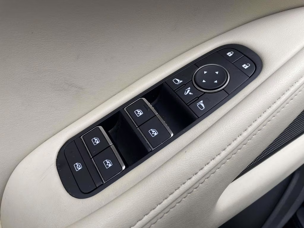2023 Mineral Black INFINITI QX60 LUXE FWD SUV