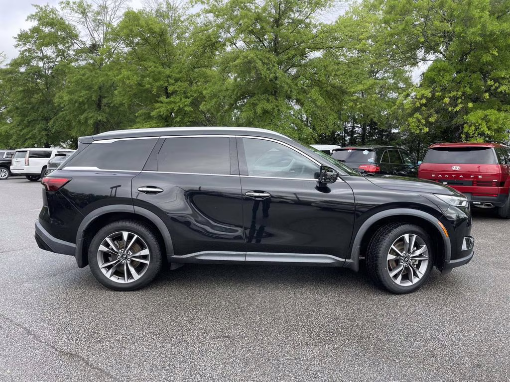2023 Mineral Black INFINITI QX60 LUXE FWD SUV