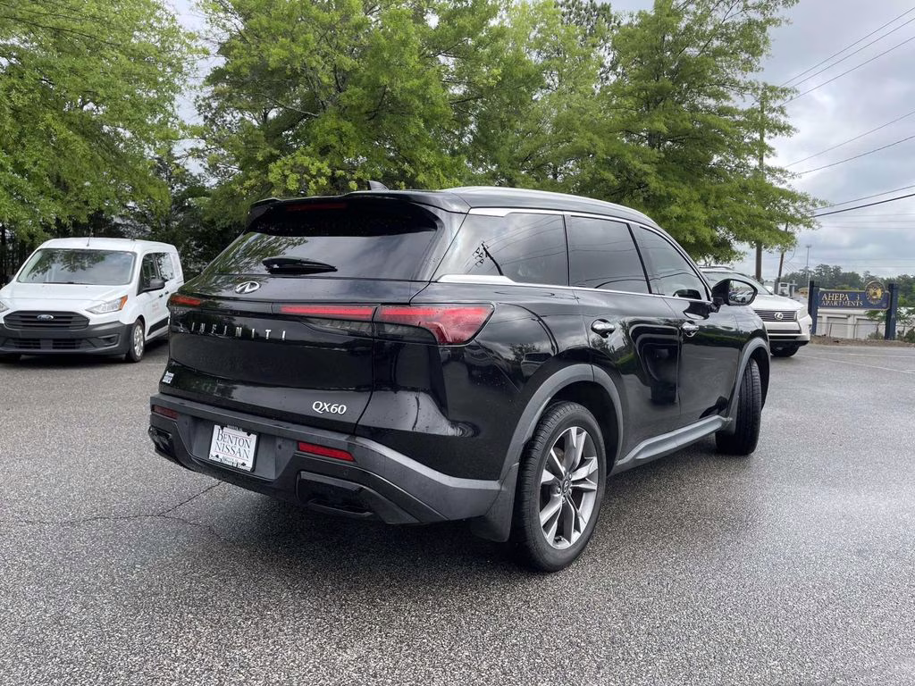 2023 Mineral Black INFINITI QX60 LUXE FWD SUV