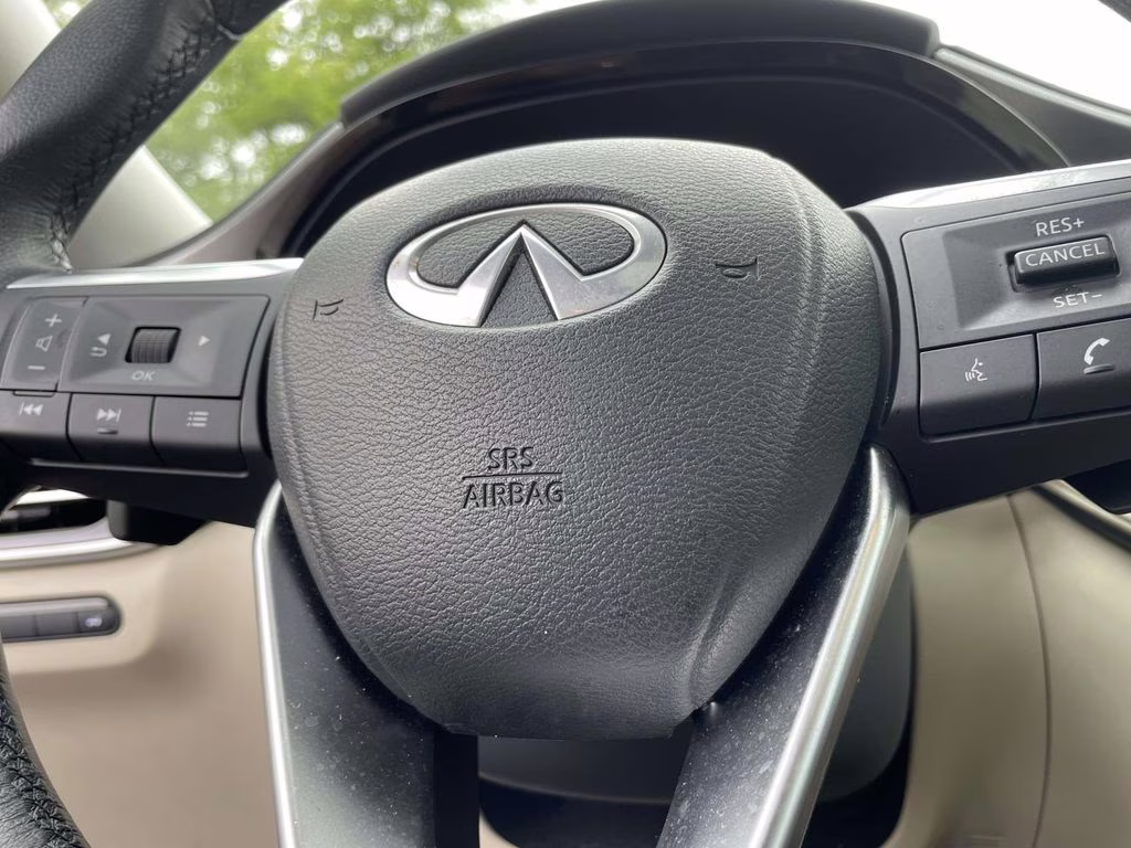 2023 Mineral Black INFINITI QX60 LUXE FWD SUV