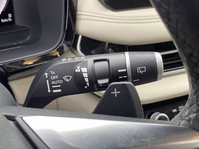 2023 Mineral Black INFINITI QX60 LUXE FWD SUV