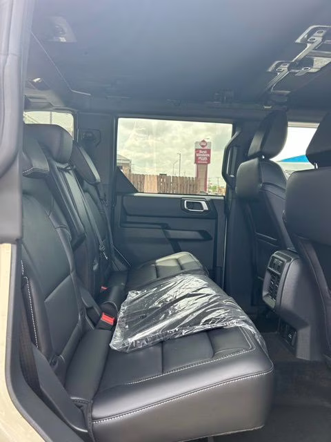 2026 Desert Sand Ford Bronco Outer Banks 4X4 SUV
