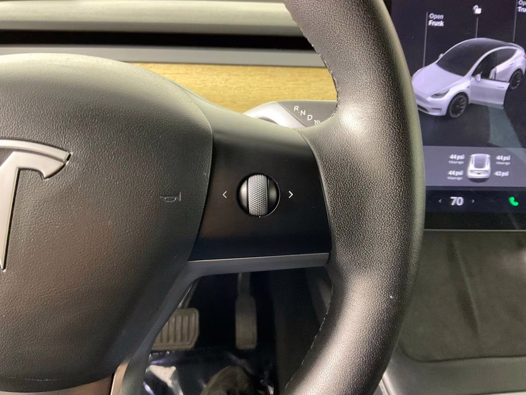 2021 Pearl White Multi-Coat Tesla Model Y Long Range AWD SUV