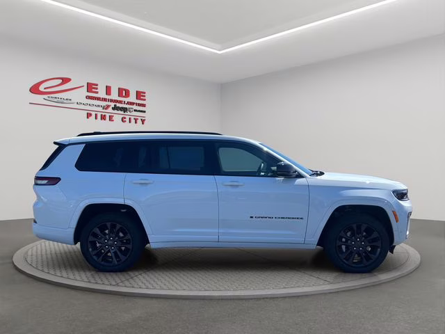 2026 Bright White Clearcoat Jeep Grand Cherokee L Limited Reserve 4X4 SUV