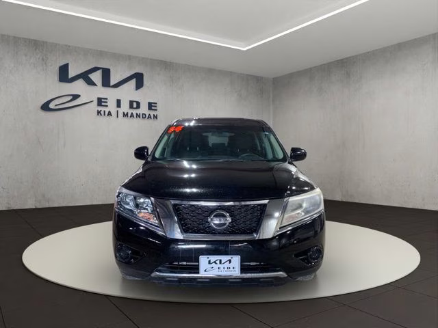 2014 Super Black Metallic Nissan Pathfinder S FWD SUV