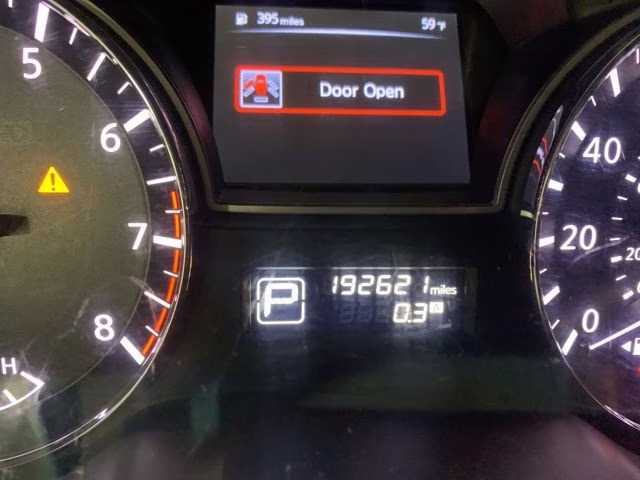 2014 Super Black Metallic Nissan Pathfinder S FWD SUV