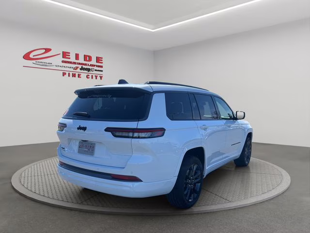 2026 Bright White Clearcoat Jeep Grand Cherokee L Limited Reserve 4X4 SUV