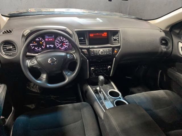 2014 Super Black Metallic Nissan Pathfinder S FWD SUV