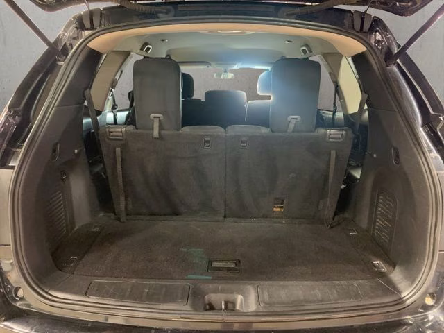 2014 Super Black Metallic Nissan Pathfinder S FWD SUV