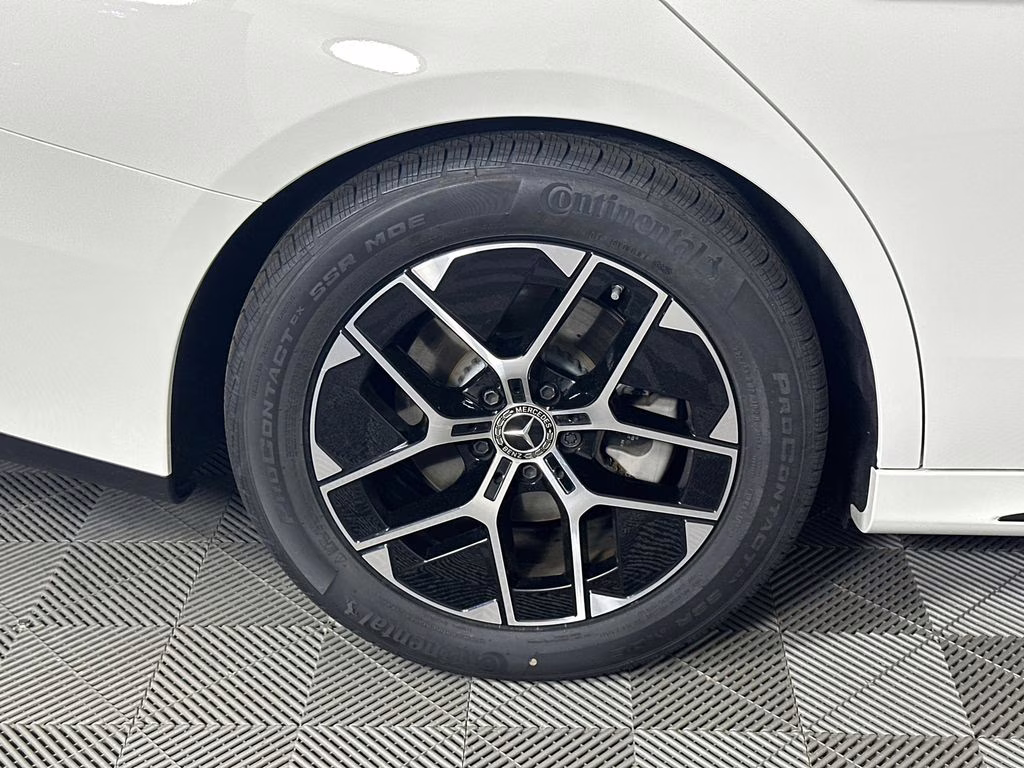 2025 Polar White Mercedes-Benz E-Class E 350 RWD Sedan