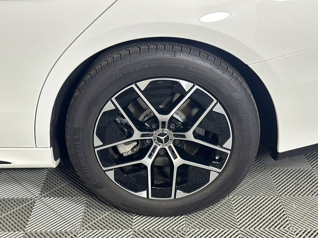 2025 Polar White Mercedes-Benz E-Class E 350 RWD Sedan