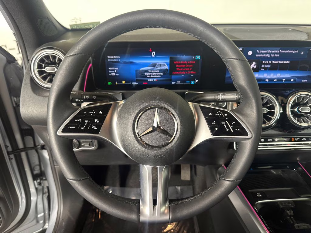 2025 Cirrus Silver Metallic Mercedes-Benz GLB GLB 250 FWD SUV