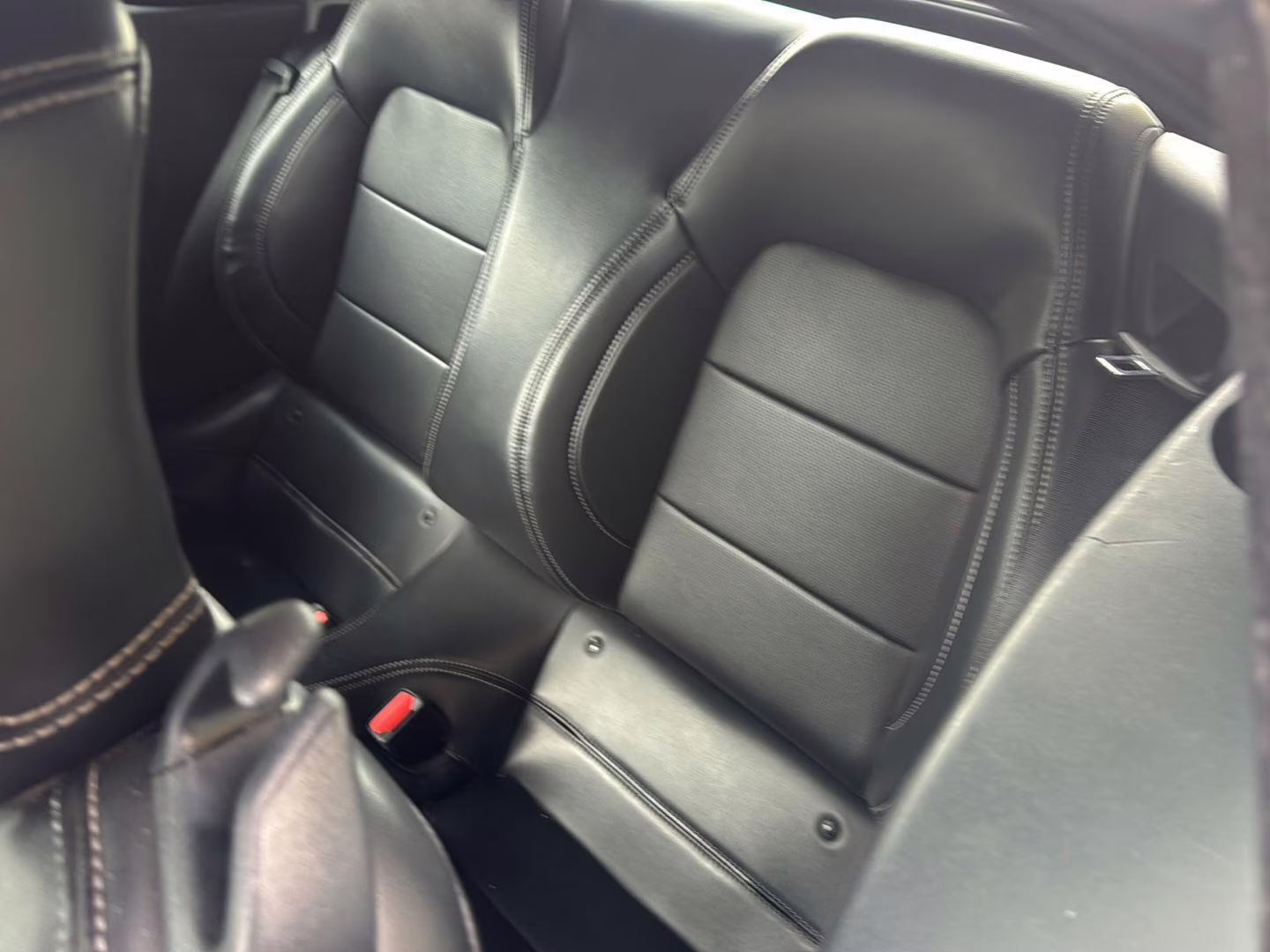 2024 Oxford White Ford Mustang EcoBoost Premium RWD Convertible