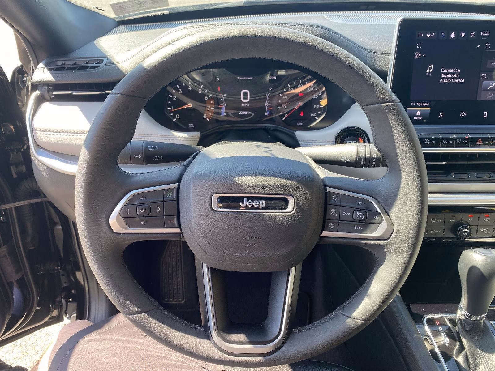 2025 Diamond Black Crystal Pearlcoat Jeep Compass Limited 4X4 SUV