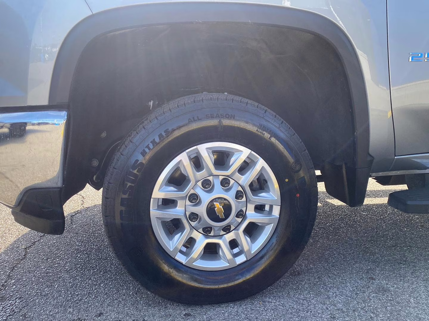2025 Sterling Gray Metallic Chevrolet Silverado 2500HD LT 4X4 Truck