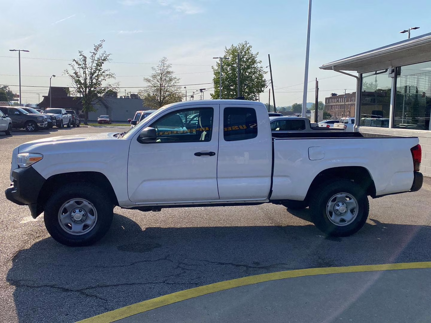 2019 Super White Toyota Tacoma SR 4X4 Truck