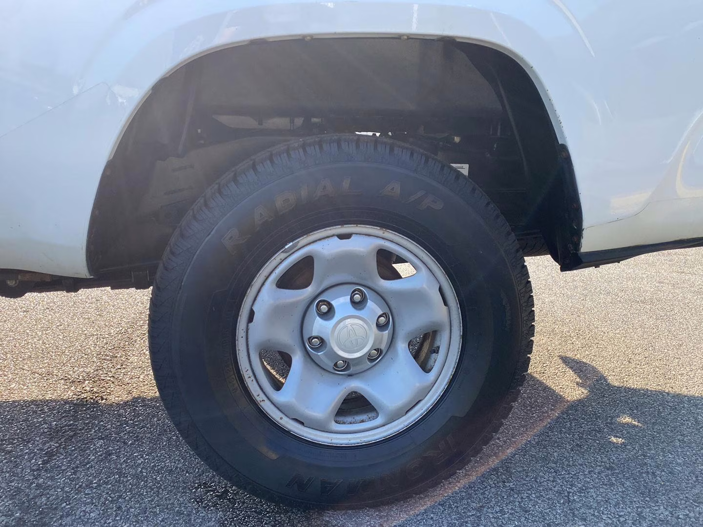 2019 Super White Toyota Tacoma SR 4X4 Truck