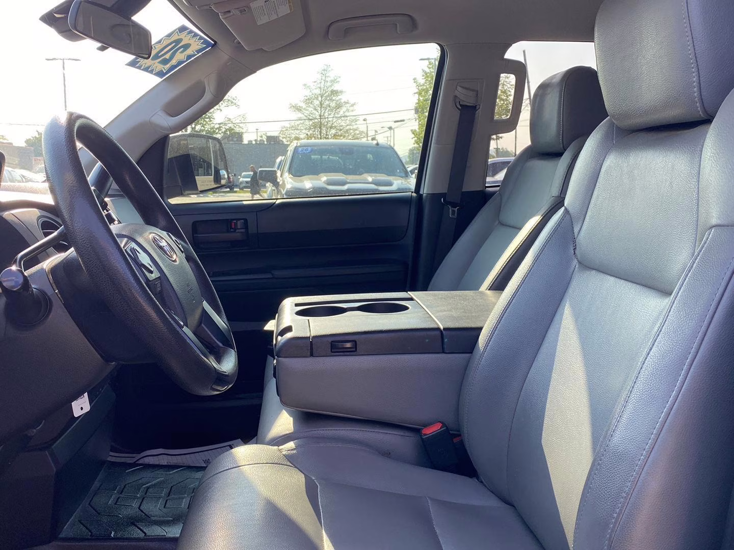 2020 Super White Toyota Tundra SR 4X4 Truck