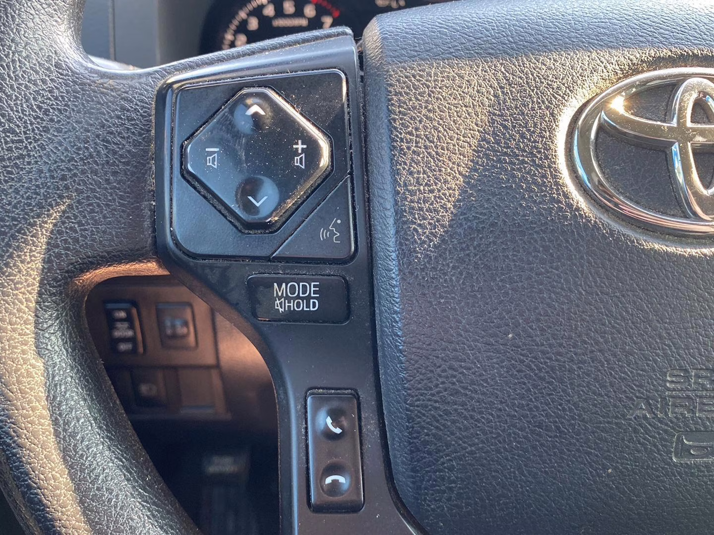 2020 Super White Toyota Tundra SR 4X4 Truck