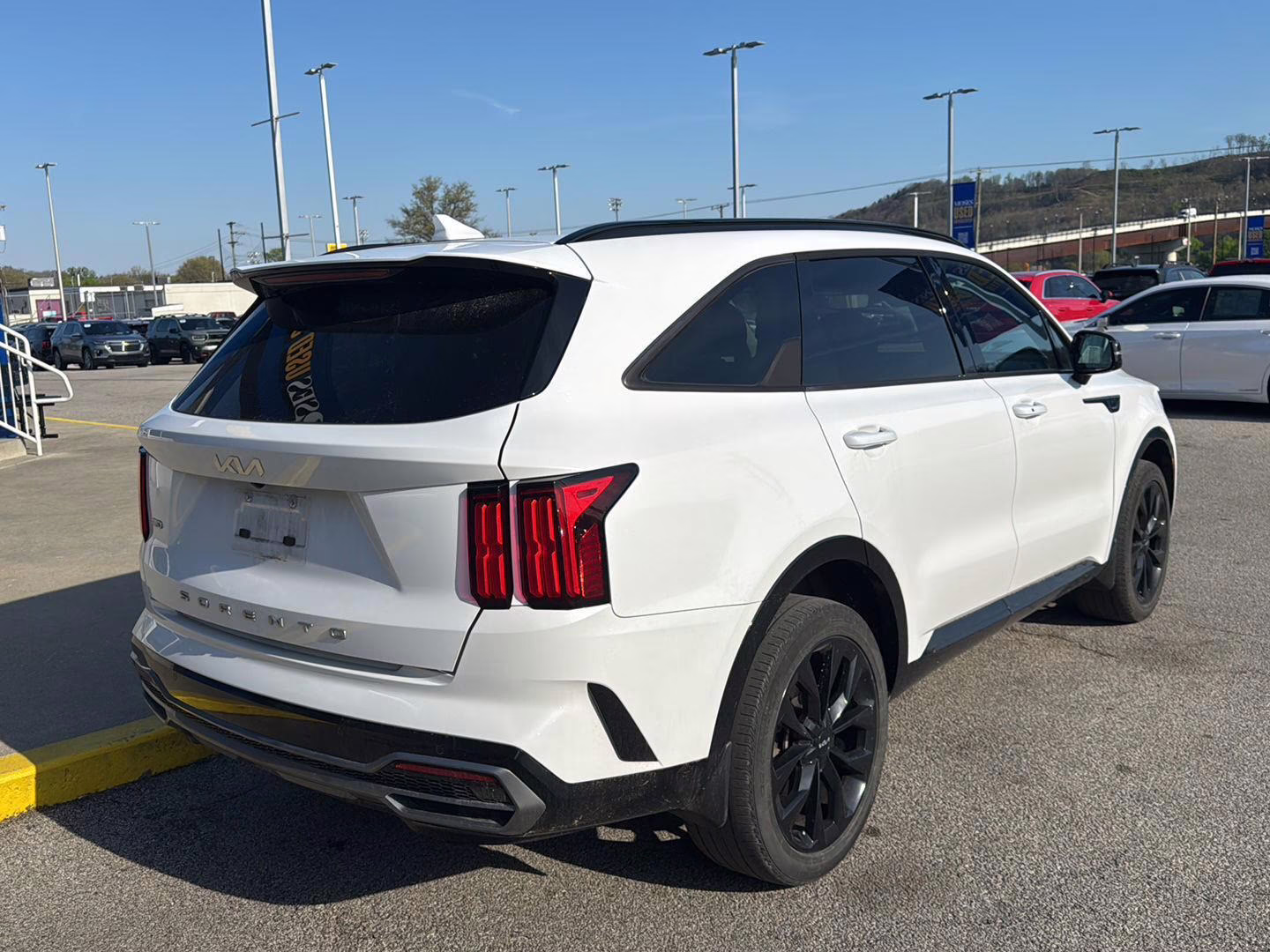 2022 Glacial White Pearl Kia Sorento SX AWD SUV