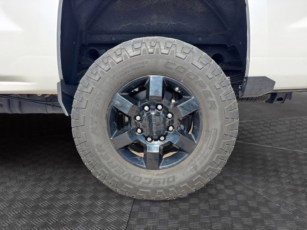 2018 Iridescent Pearl Tricoat Chevrolet Silverado 2500HD LTZ 4X4 Truck