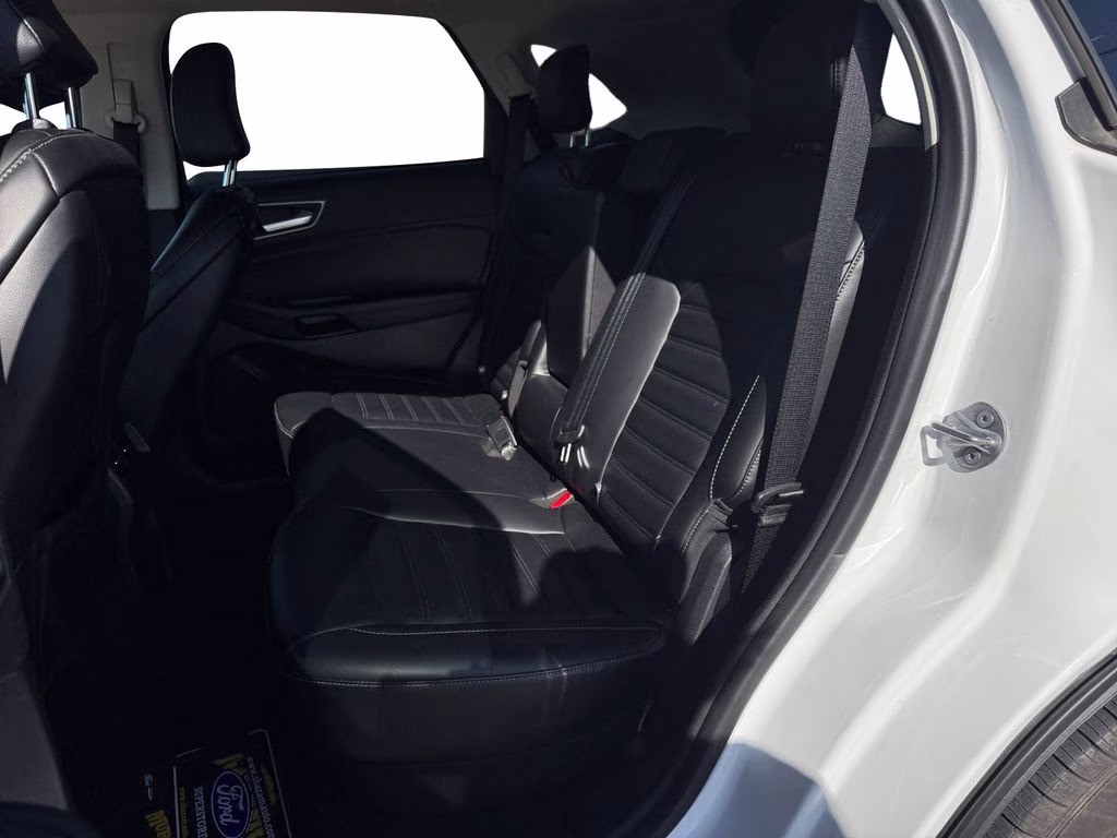 2024 Oxford White Ford Edge SEL AWD SUV