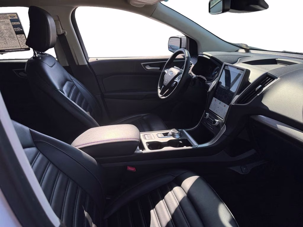 2024 Oxford White Ford Edge SEL AWD SUV