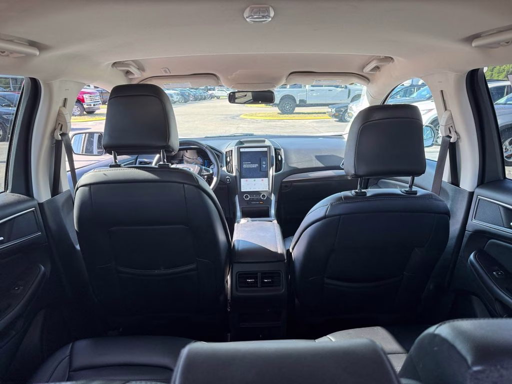 2024 Oxford White Ford Edge SEL AWD SUV