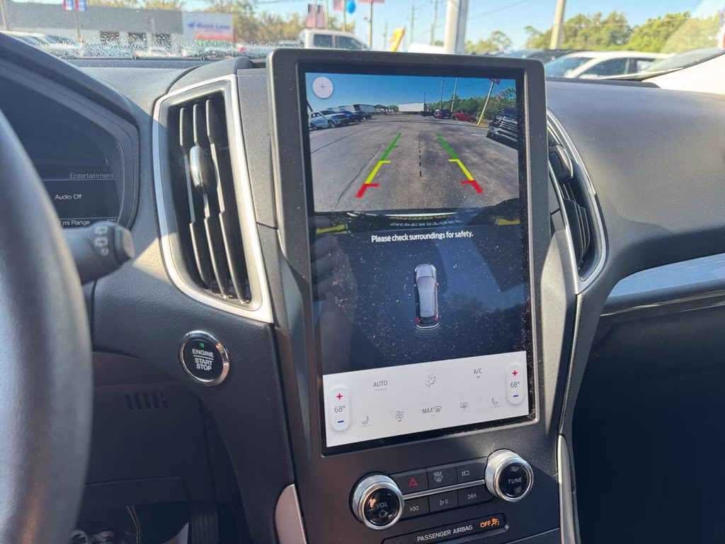 2024 Oxford White Ford Edge SEL AWD SUV