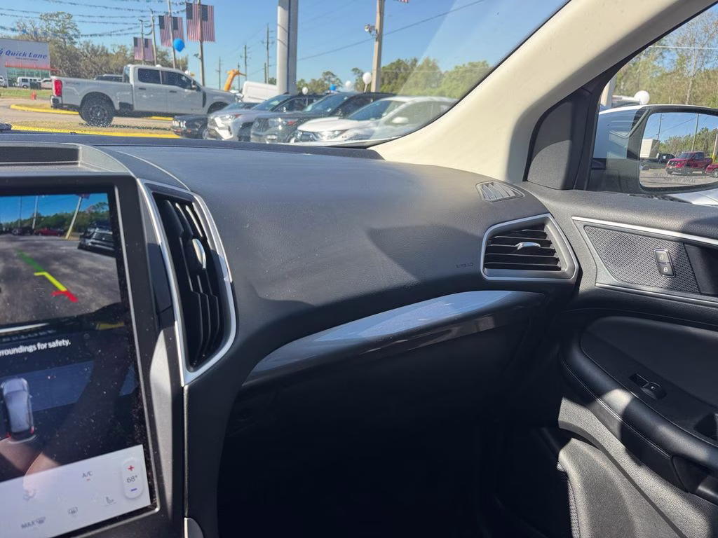 2024 Oxford White Ford Edge SEL AWD SUV