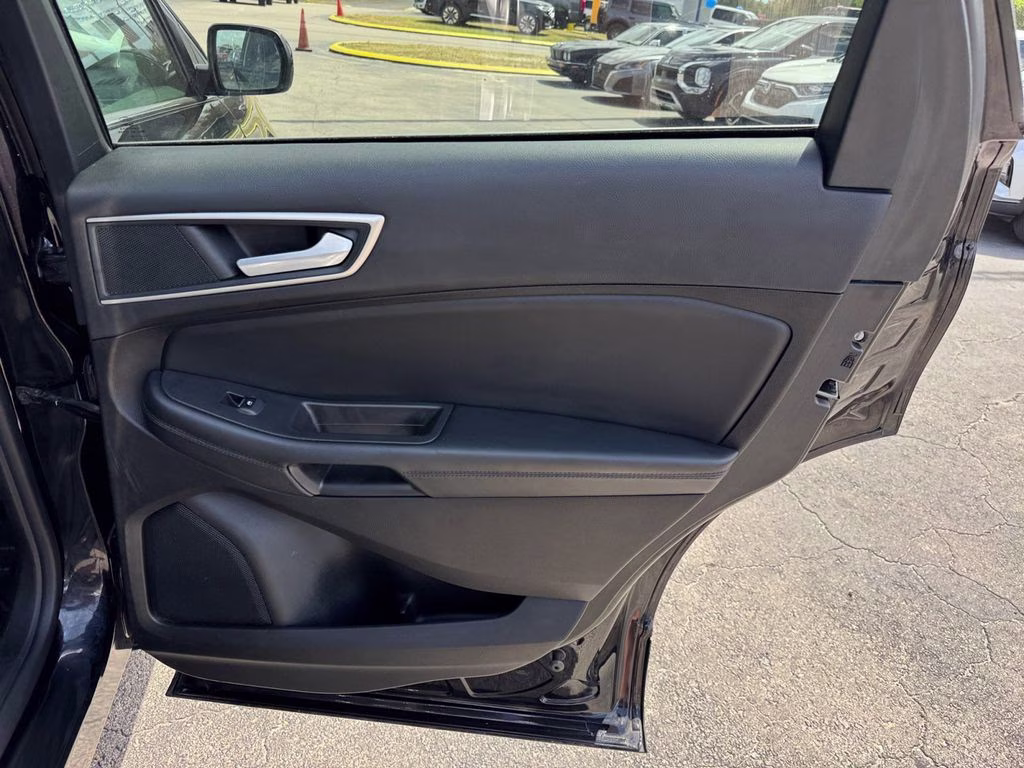 2024 Agate Black Metallic Ford Edge SEL AWD SUV