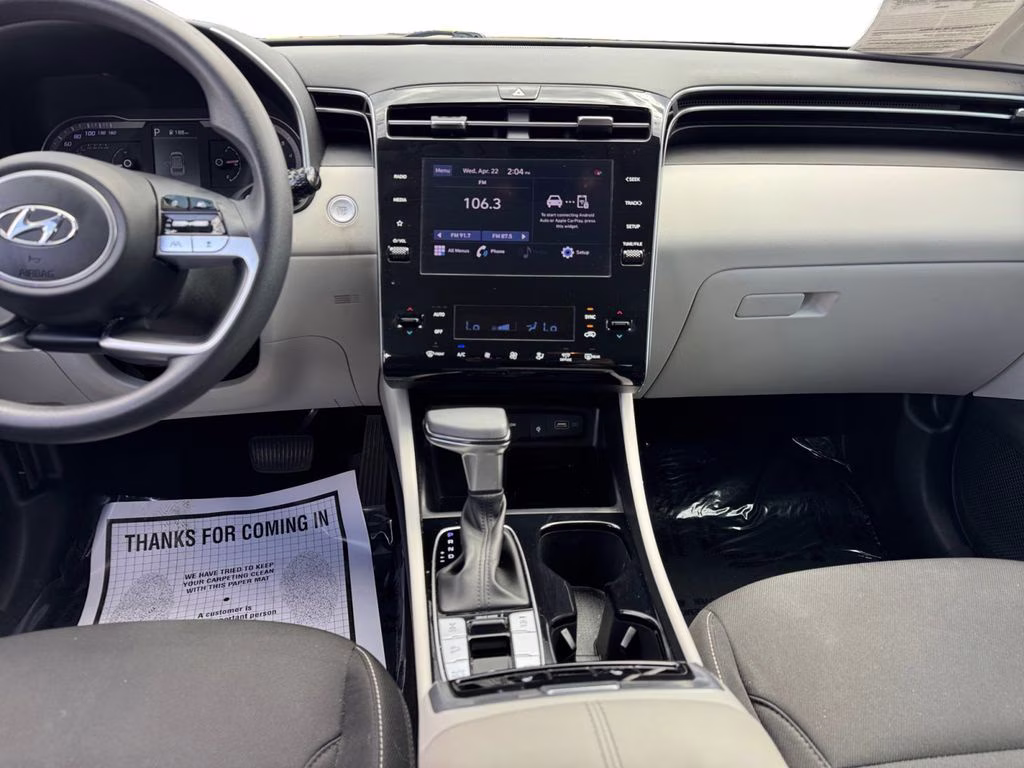 2024 Shimmering Silver Hyundai Tucson SEL AWD SUV