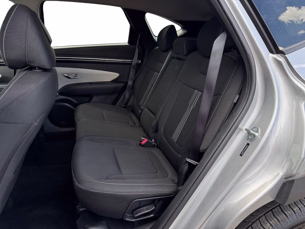 2024 Shimmering Silver Hyundai Tucson SEL AWD SUV