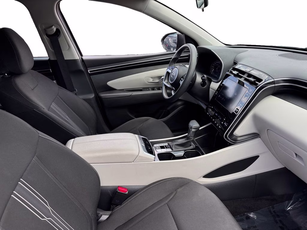 2024 Shimmering Silver Hyundai Tucson SEL AWD SUV