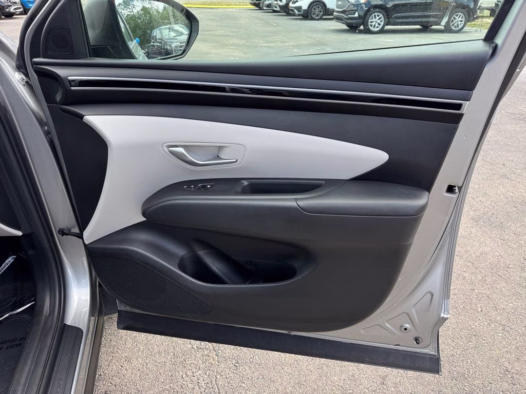 2024 Shimmering Silver Hyundai Tucson SEL AWD SUV