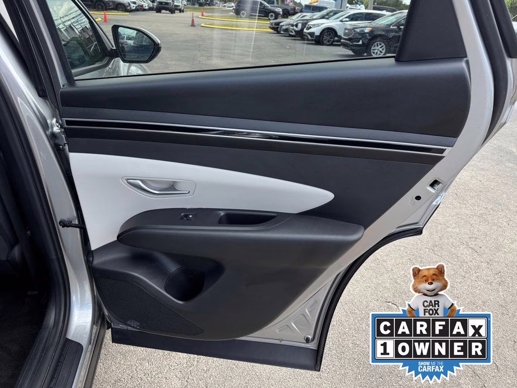 2024 Shimmering Silver Hyundai Tucson SEL AWD SUV