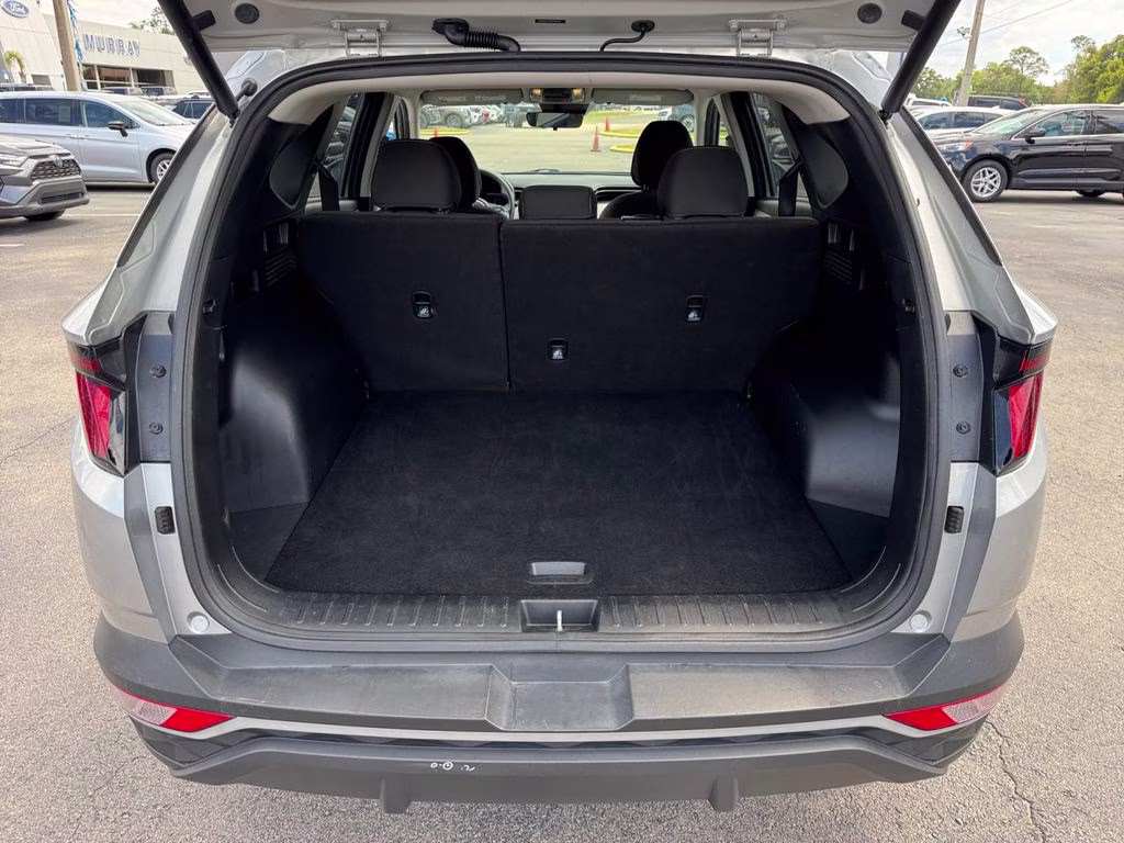 2024 Shimmering Silver Hyundai Tucson SEL AWD SUV