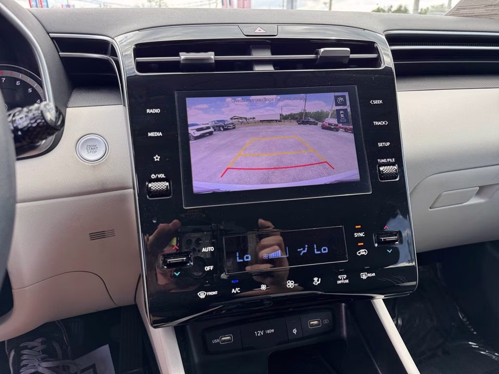 2024 Shimmering Silver Hyundai Tucson SEL AWD SUV