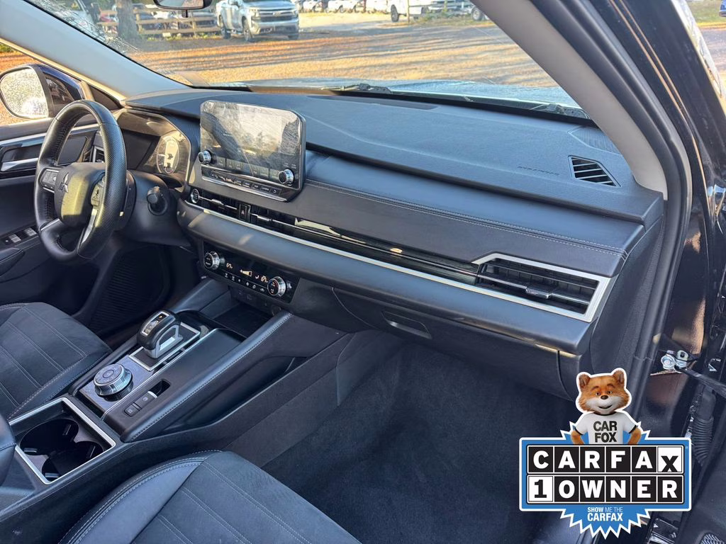 2024 Black Diamond Mitsubishi Outlander SE FWD SUV