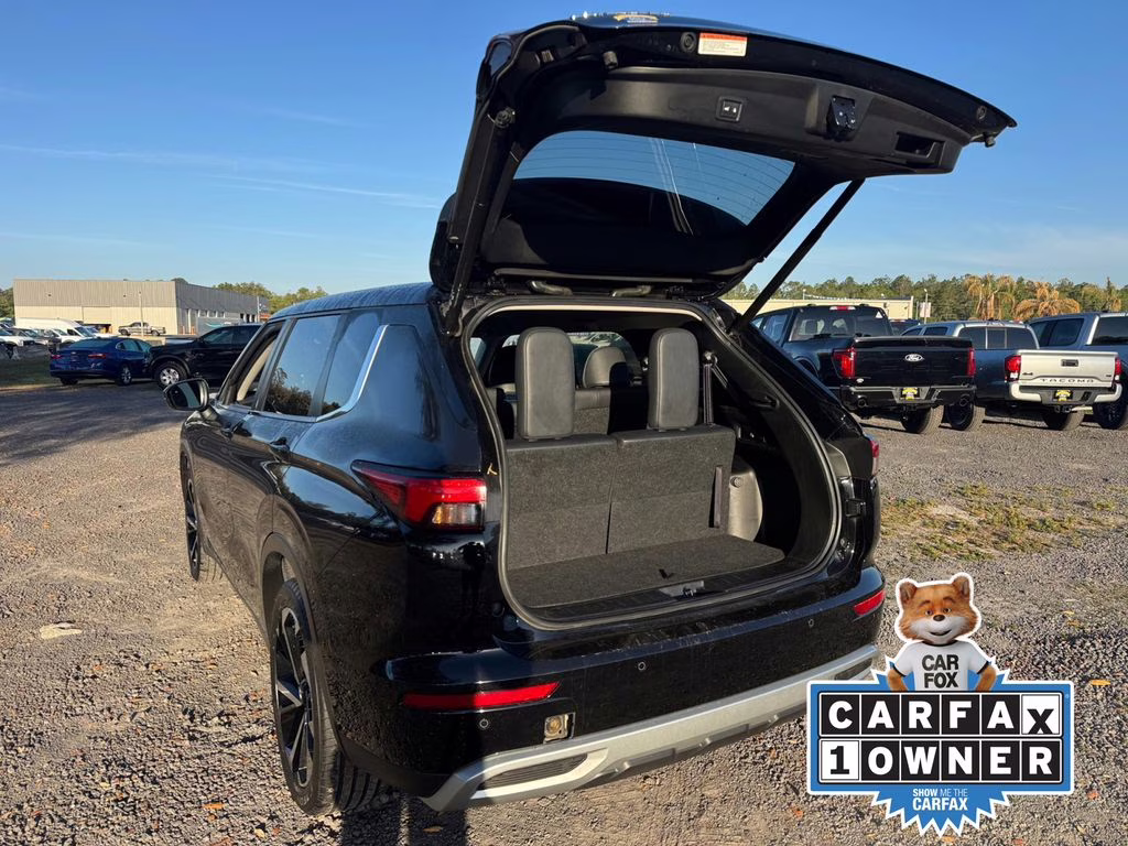 2024 Black Diamond Mitsubishi Outlander SE FWD SUV