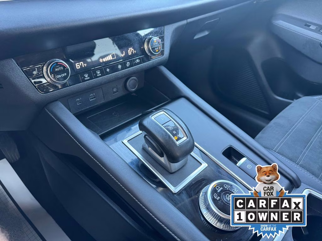 2024 Black Diamond Mitsubishi Outlander SE FWD SUV